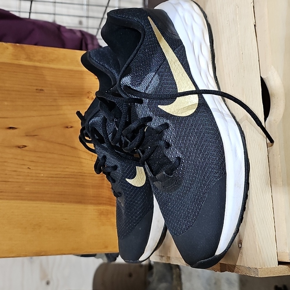 Boys Nike Sneakers 7y